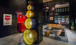 Hotel Max, Seattle